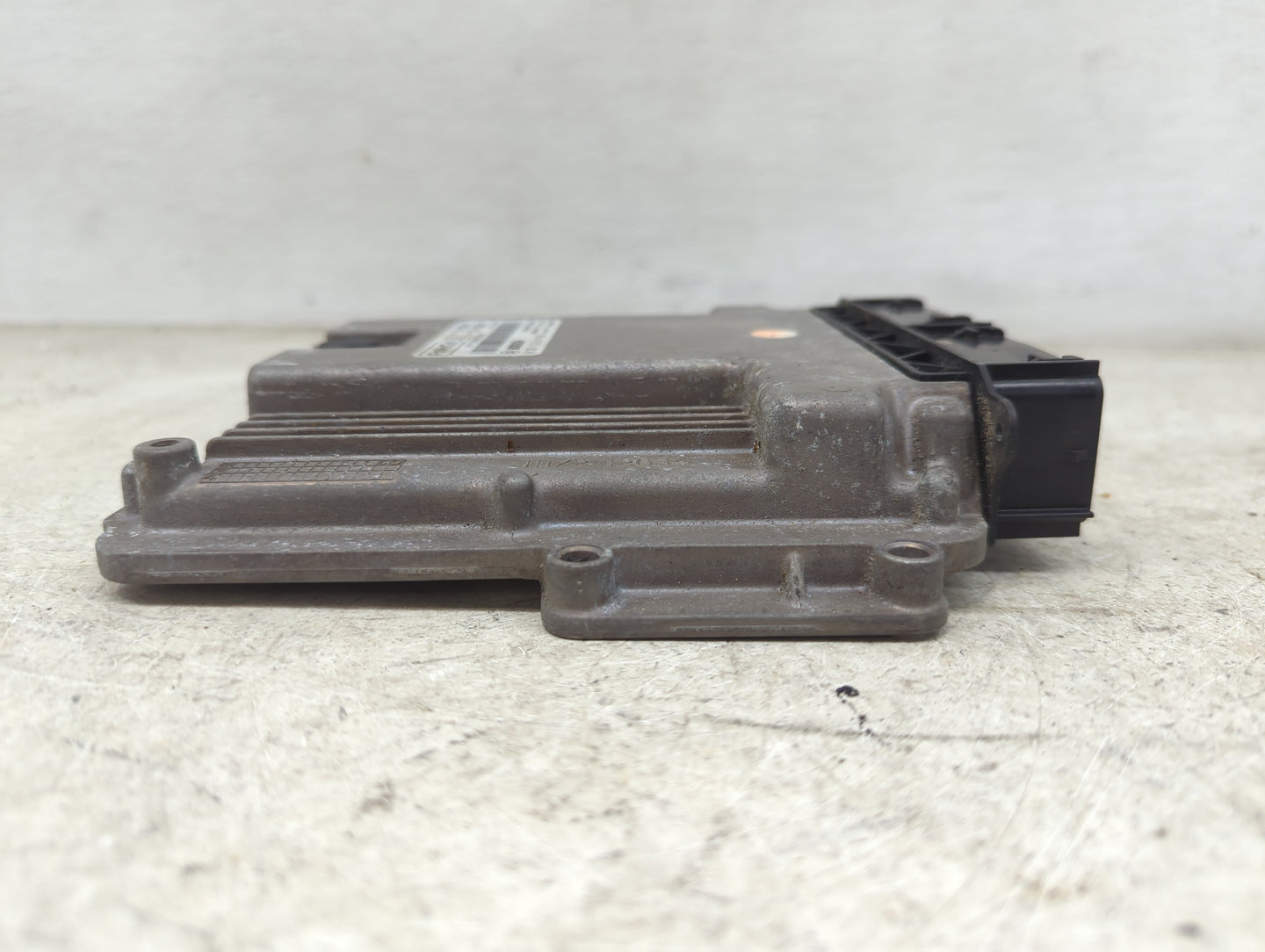 2014 Ford Escape PCM Engine Control Computer ECU ECM PCU OEM P/N:FJ5A-12A650-EC FJ5A-12B684-BA, 0261S12447, 0U5T-14A604-BA F