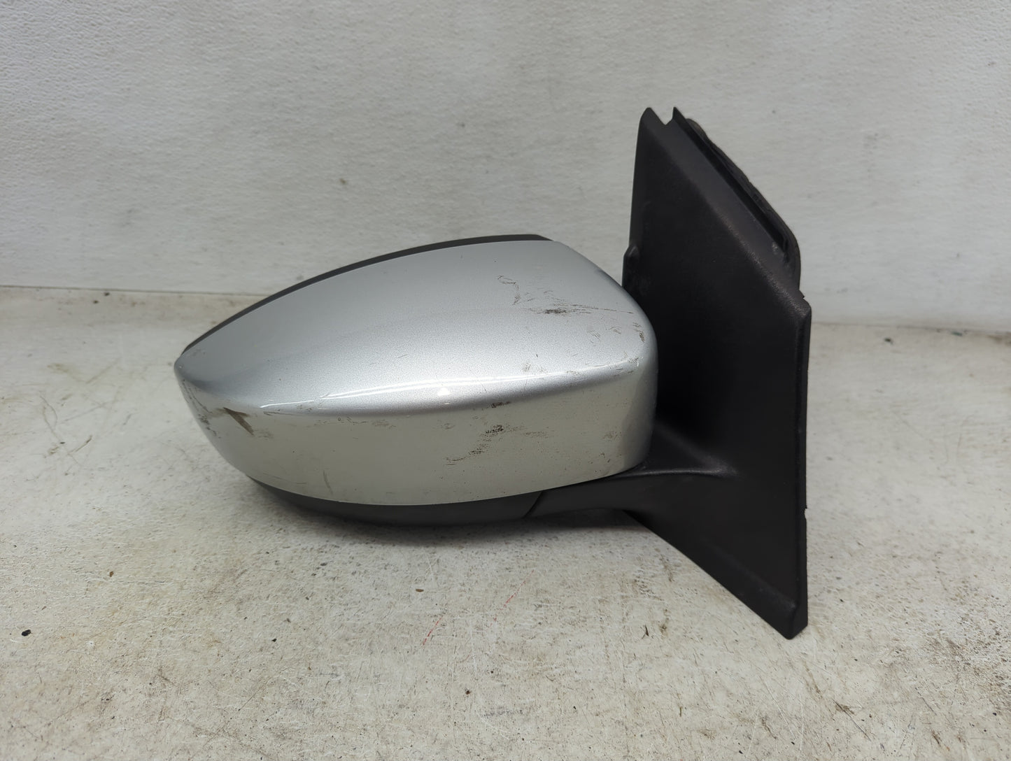 2013-2016 Ford Escape Passenger Side View Mirror - Right Door Mirror OEM Used - Oemusedautoparts1.com
