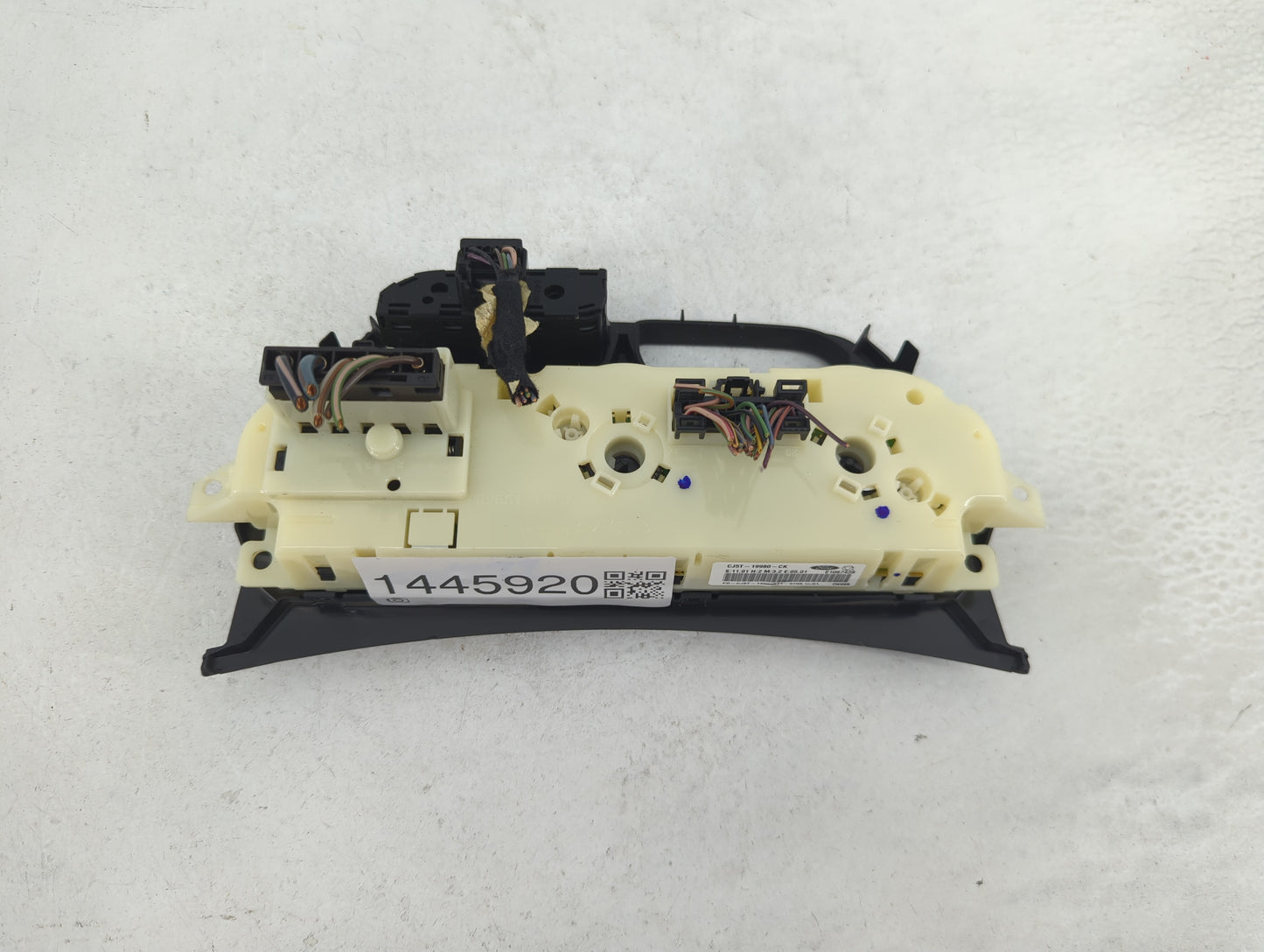 2013-2016 Ford Escape Climate Control Module Temperature AC/Heater Replacement P/N:CJ5T-19980-CK Fits Fits 2013 2014 2015 20