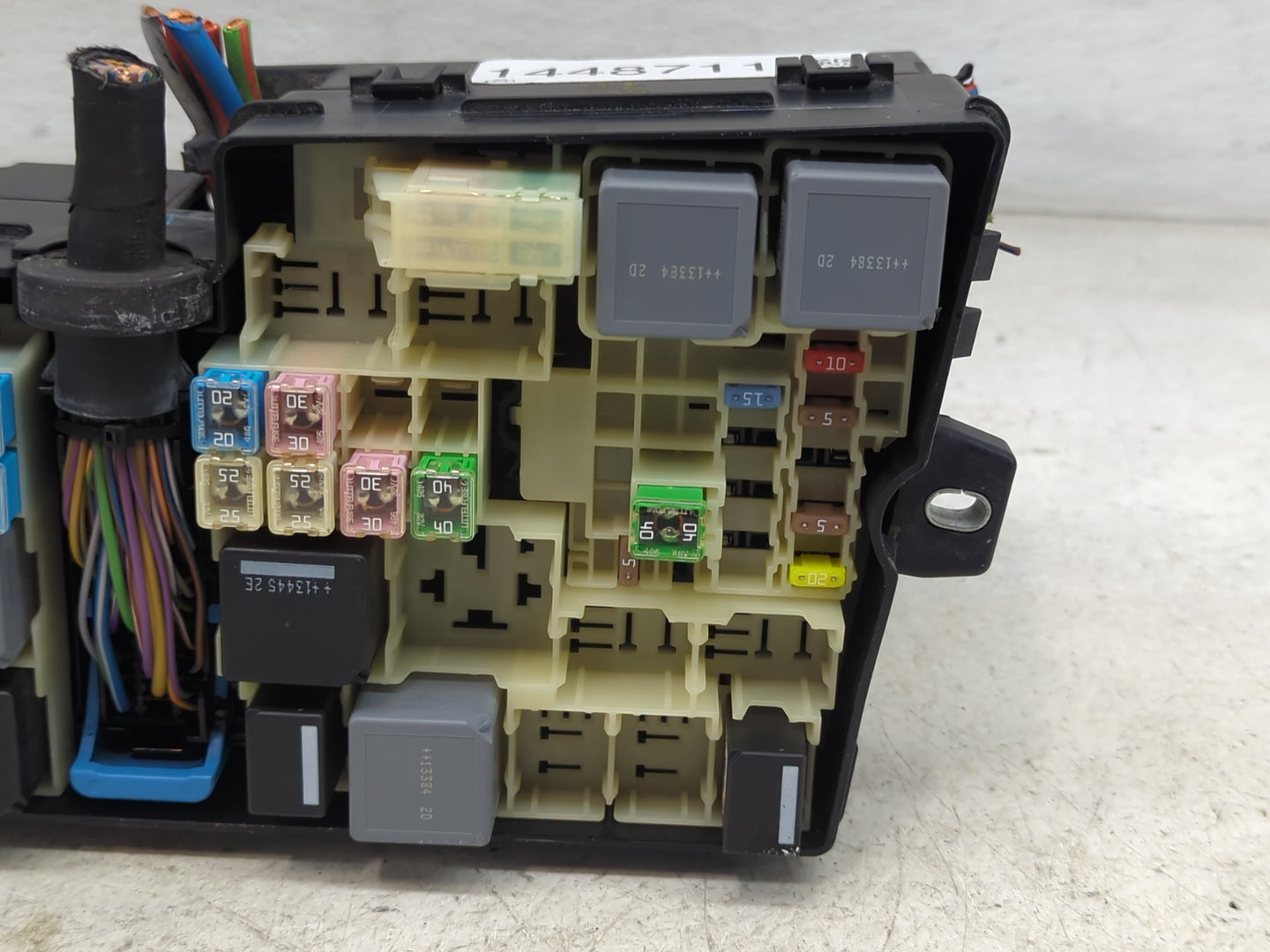 2013-2016 Ford Escape Fusebox Fuse Box Panel Relay Module P/N:EV4T14K733R59CL Fits Fits 2013 2014 2015 2016 OEM Used Auto Pa