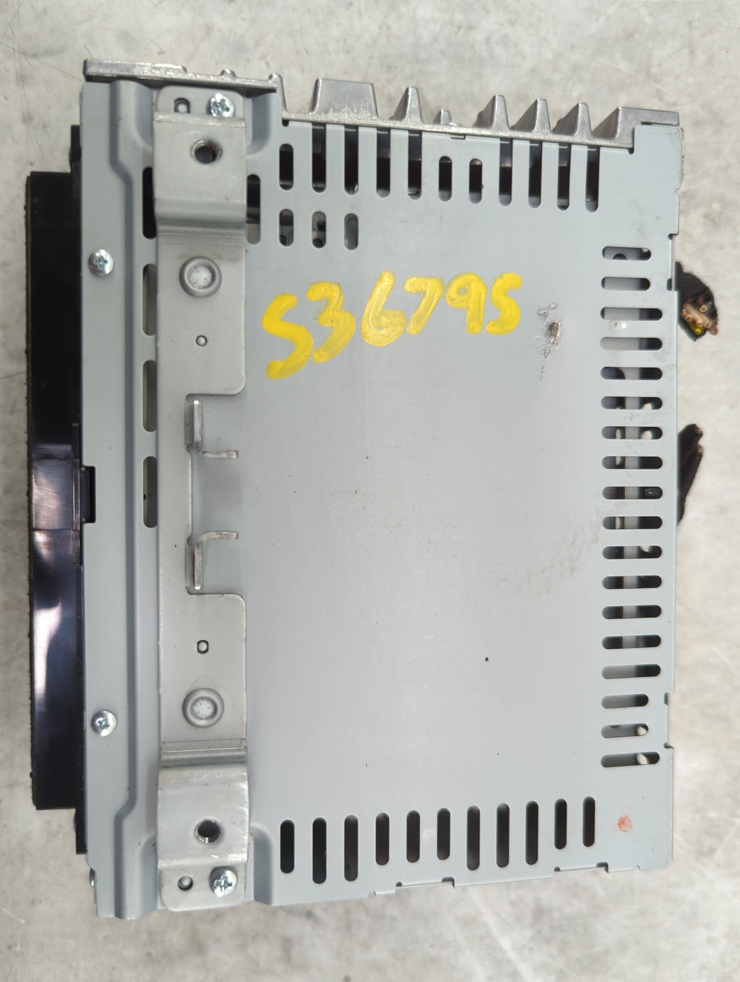 2013-2015 Ford Escape Radio AM FM Cd Player Receiver Replacement P/N:CJ5T-19C107-BH Fits Fits 2013 2014 2015 OEM Used Auto P