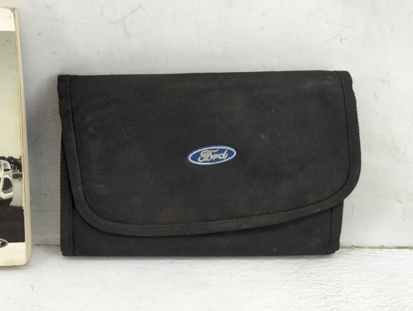2014 Ford Escape Owners Manual Book Guide P/N:EJ5J19A321AB 2013080714534 OEM Used Auto Parts - Oemusedautoparts1.com