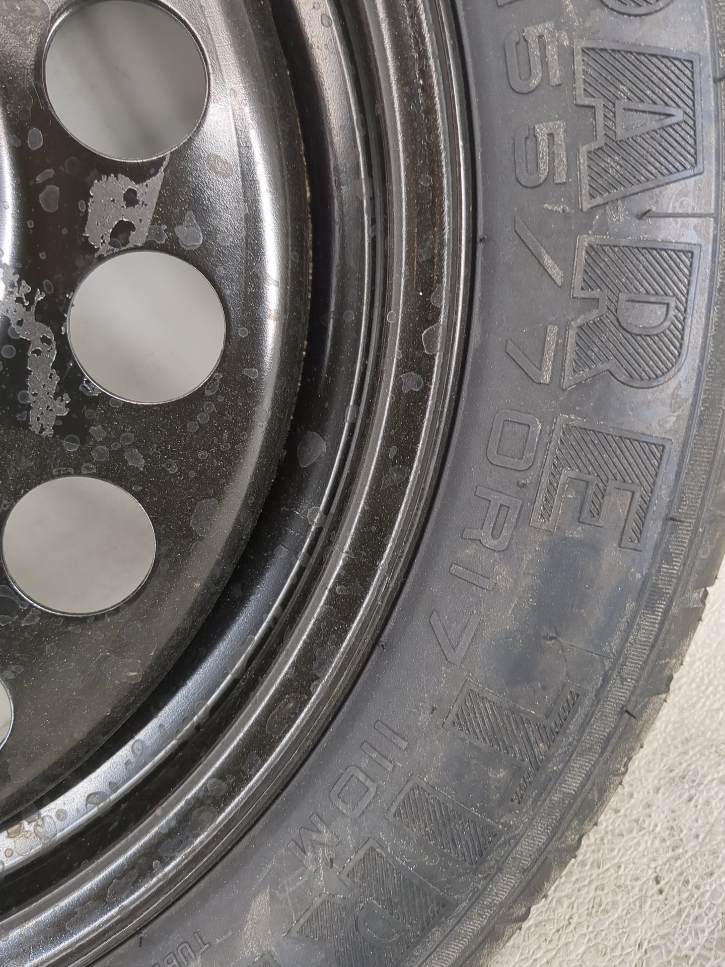 2013-2019 Ford Escape Spare Donut Tire Wheel Rim Oem 1462450 - Oemusedautoparts1.com