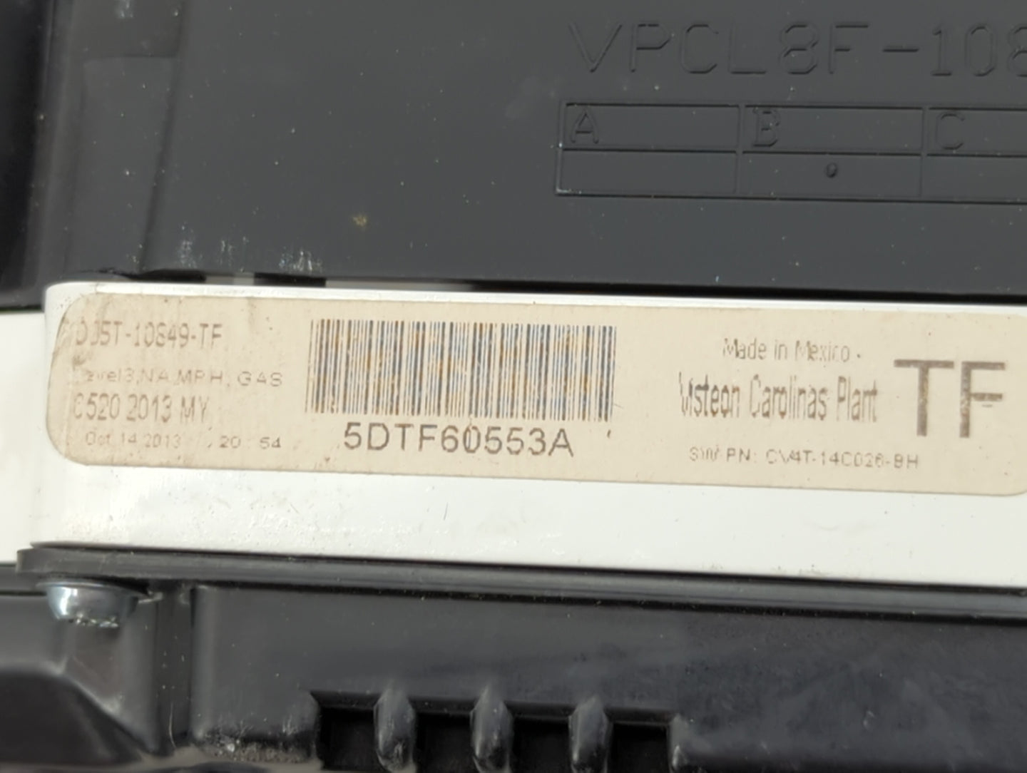 2013-2014 Ford Escape Instrument Cluster Speedometer Gauges P/N:DJ5T-10849-TF 5DTF60553A Miles: Fits Fits 2013 2014 OEM Used