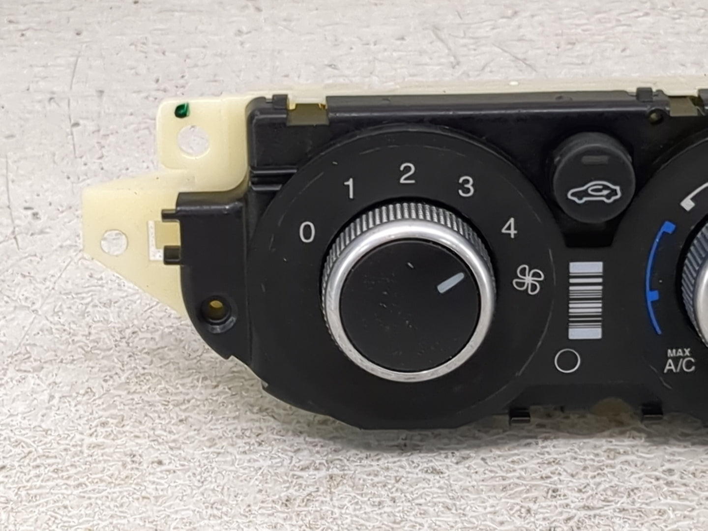 2013-2016 Ford Escape Climate Control Module Temperature AC/Heater Replacement P/N:CJ5T-19980-CK Fits Fits 2013 2014 2015 20