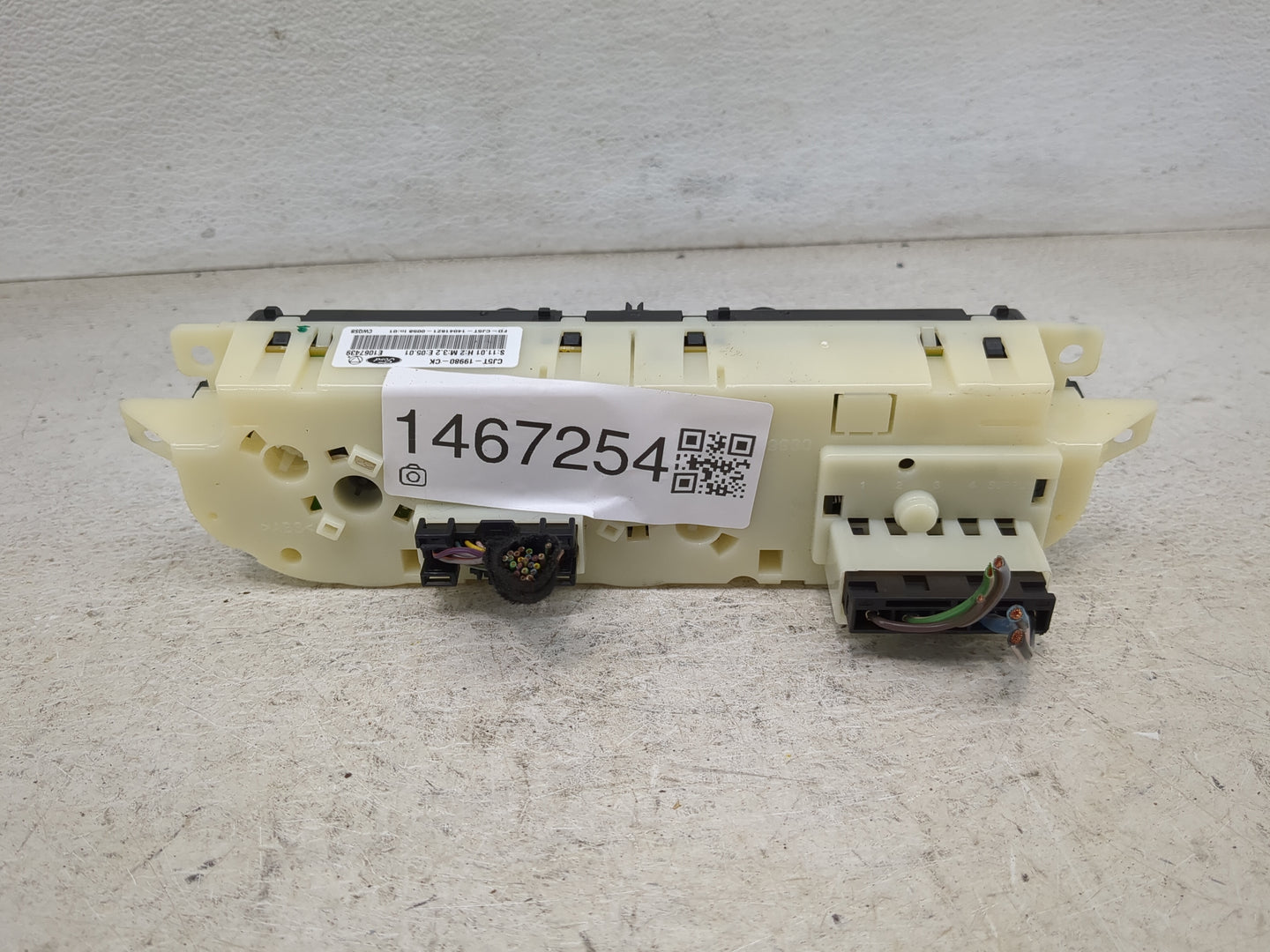 2013-2016 Ford Escape Climate Control Module Temperature AC/Heater Replacement P/N:CJ5T-19980-CK Fits Fits 2013 2014 2015 20