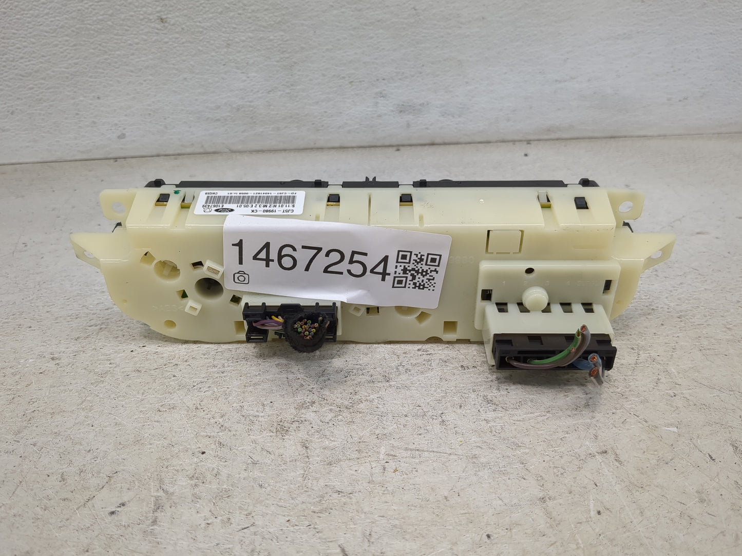 2013-2016 Ford Escape Climate Control Module Temperature AC/Heater Replacement P/N:CJ5T-19980-CK Fits Fits 2013 2014 2015 20