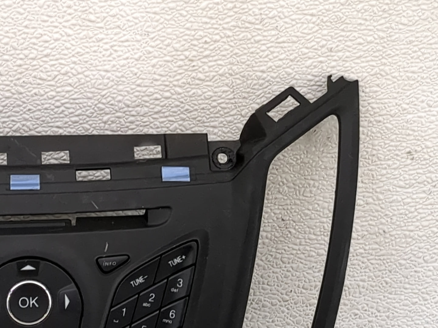 2013-2016 Ford Escape Radio Control Panel 1467645 - Oemusedautoparts1.com