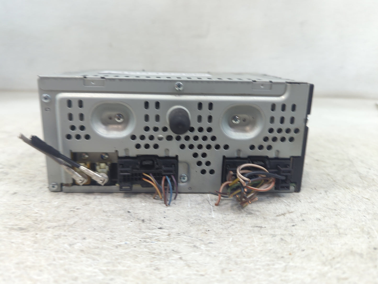 2013-2015 Ford Escape Radio AM FM Cd Player Receiver Replacement P/N:CJ5T-19C107-DH Fits Fits 2013 2014 2015 OEM Used Auto P