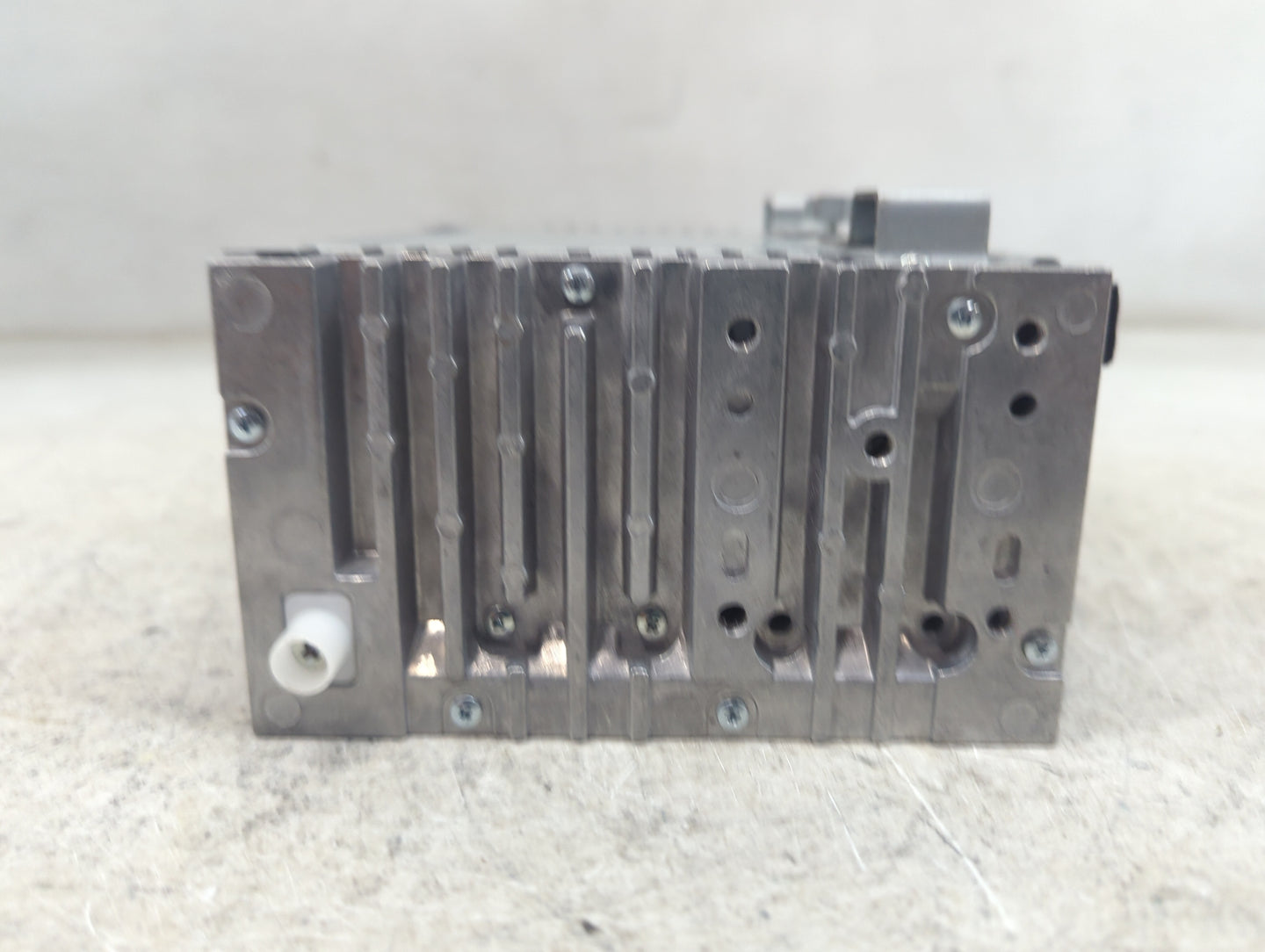 2013-2016 Ford Escape Radio Control Panel 1468591 - Oemusedautoparts1.com