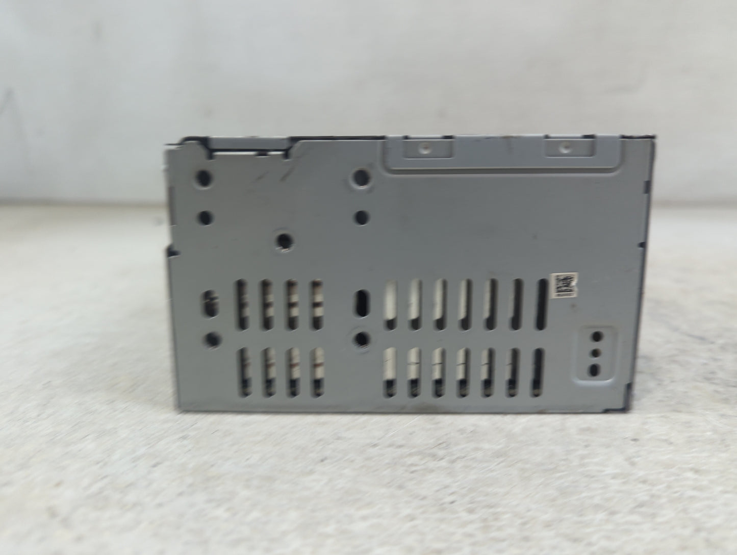 2013-2015 Ford Escape Radio AM FM Cd Player Receiver Replacement P/N:CJ5T-19C107-CJ Fits Fits 2013 2014 2015 OEM Used Auto P