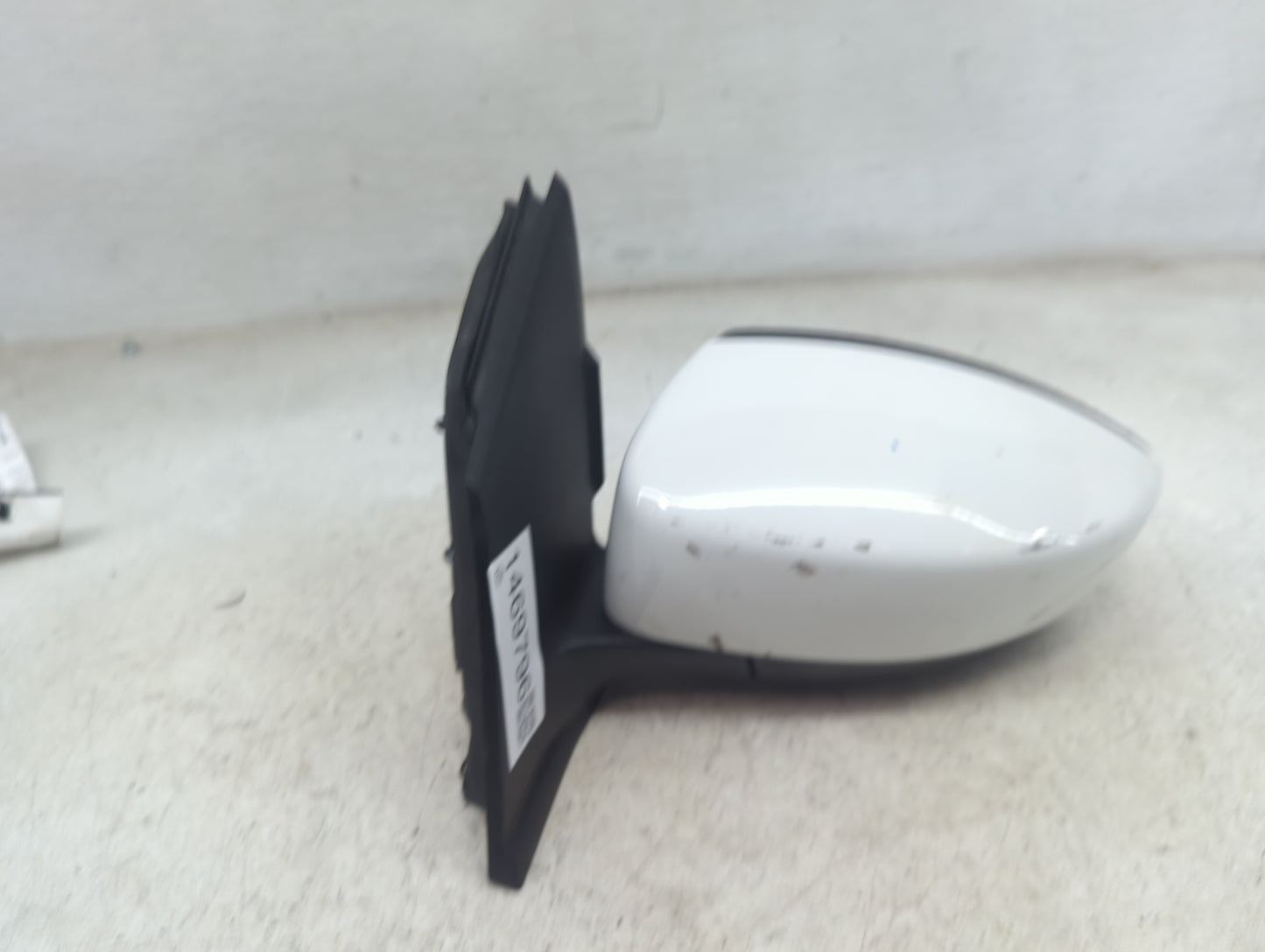 2013-2016 Ford Escape Driver Side View Mirror - Left Door Mirror OEM Used - Oemusedautoparts1.com
