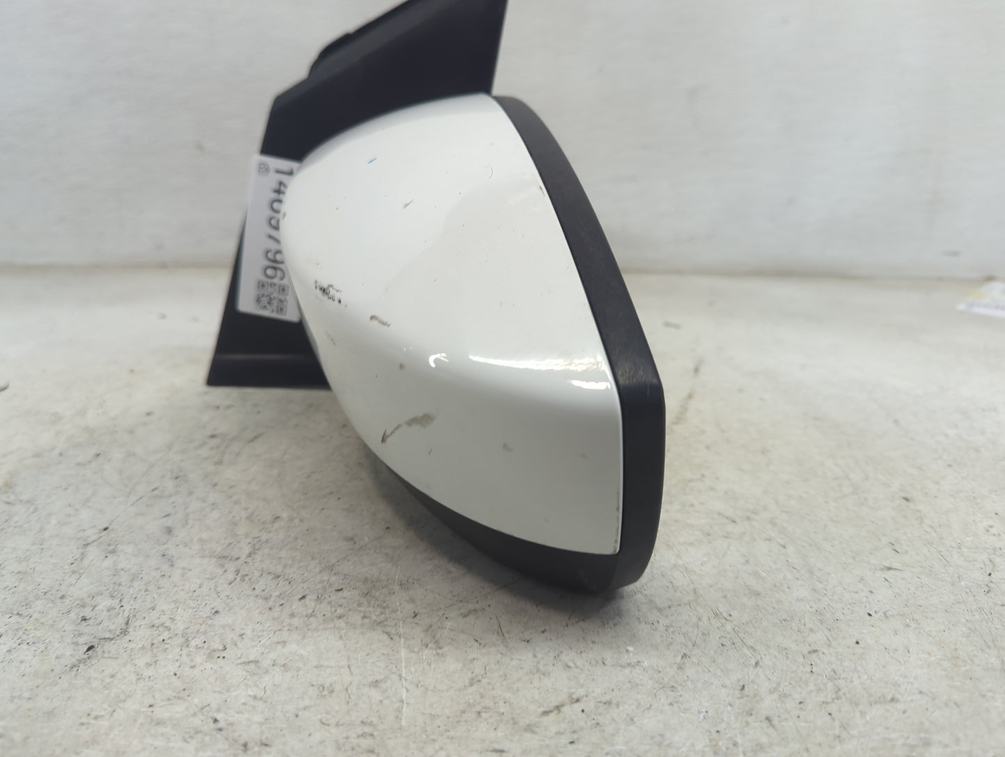 2013-2016 Ford Escape Driver Side View Mirror - Left Door Mirror OEM Used - Oemusedautoparts1.com