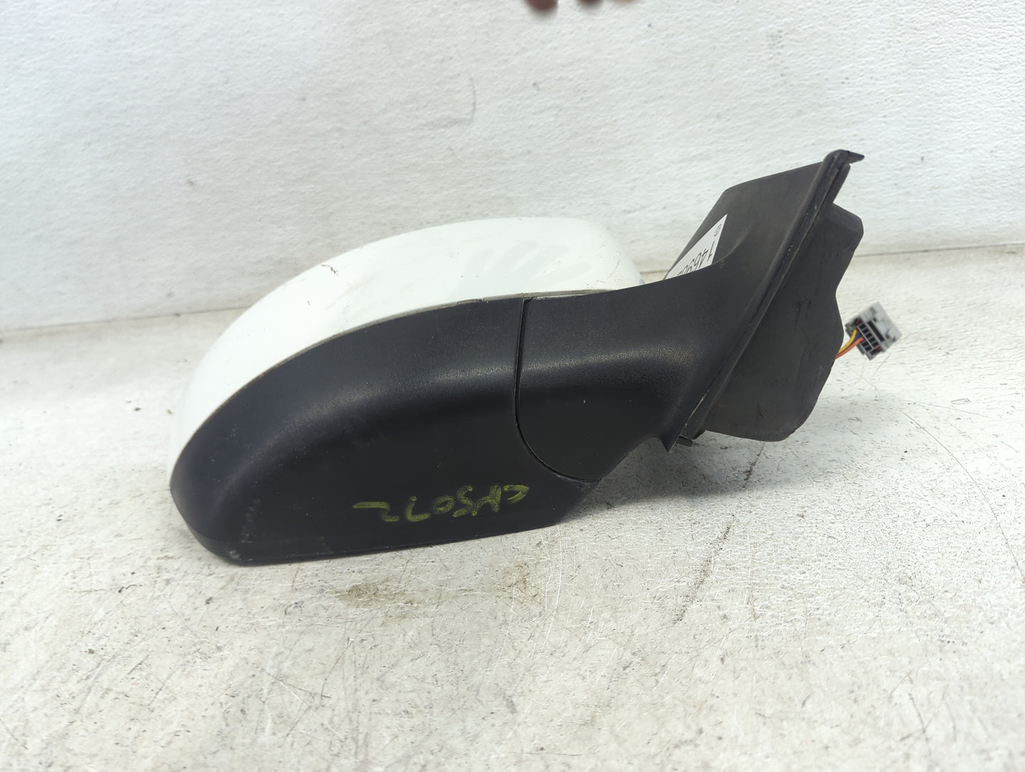 2013-2016 Ford Escape Passenger Side View Mirror - Right Door Mirror OEM Used - Oemusedautoparts1.com