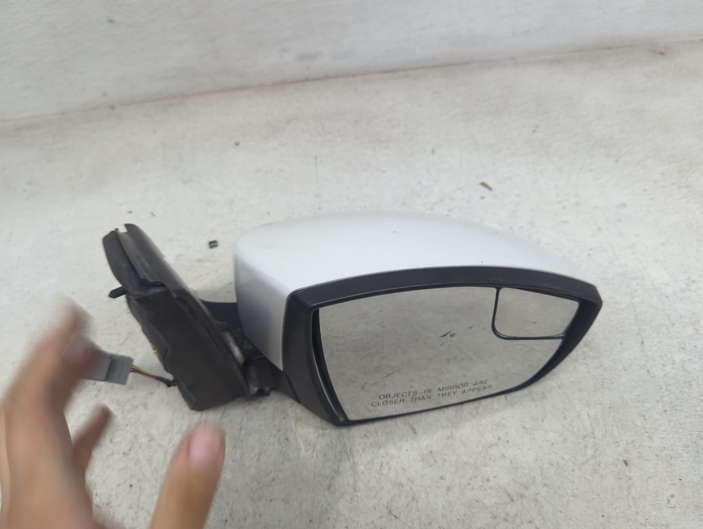 2013-2016 Ford Escape Passenger Side View Mirror - Right Door Mirror OEM Used - Oemusedautoparts1.com