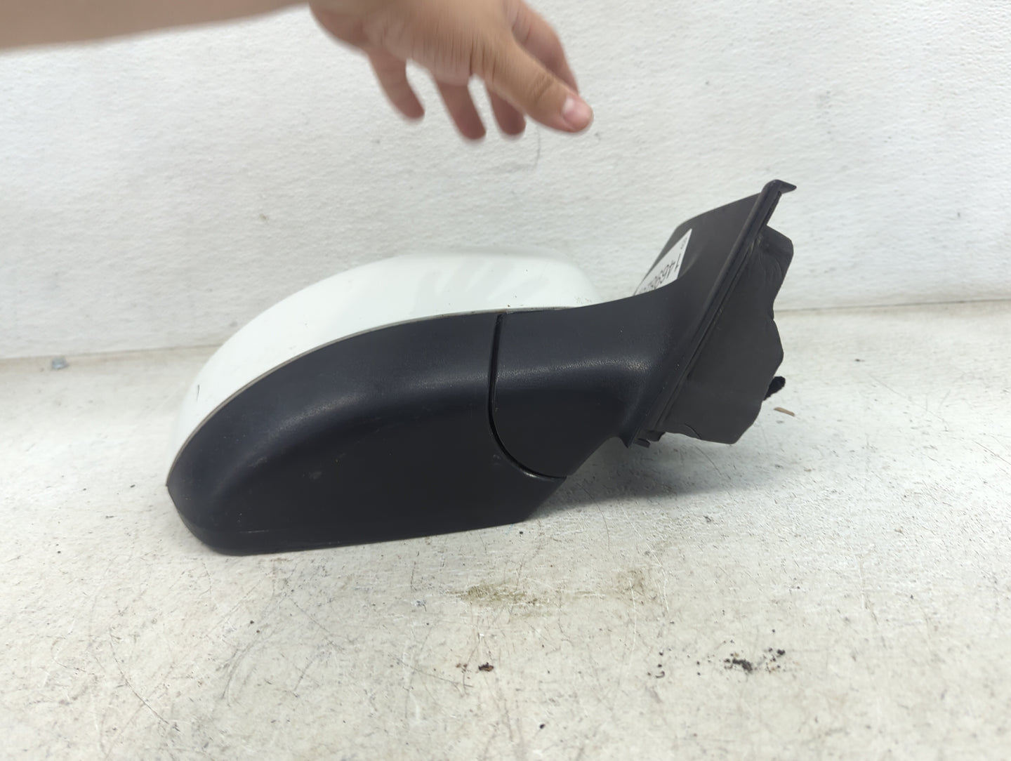 2013-2016 Ford Escape Passenger Side View Mirror - Right Door Mirror OEM Used - Oemusedautoparts1.com