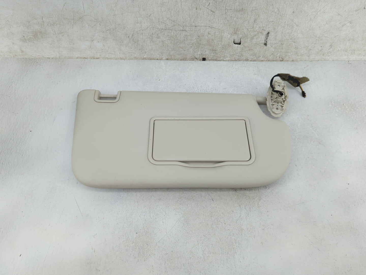 2013-2019 Ford Escape Sun Visor Shade Replacement Passenger Right Mirror Fits Fits 2013 2014 2015 2016 2017 2018 2019 OEM Us