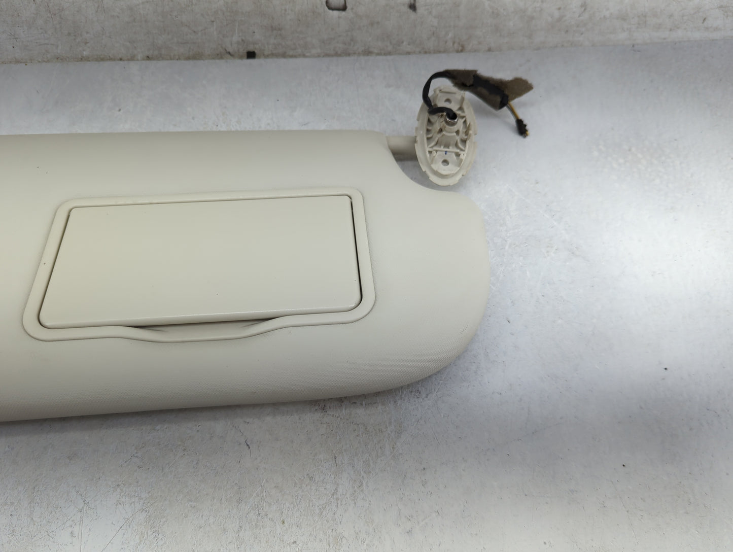 2013-2019 Ford Escape Sun Visor Shade Replacement Passenger Right Mirror Fits Fits 2013 2014 2015 2016 2017 2018 2019 OEM Us