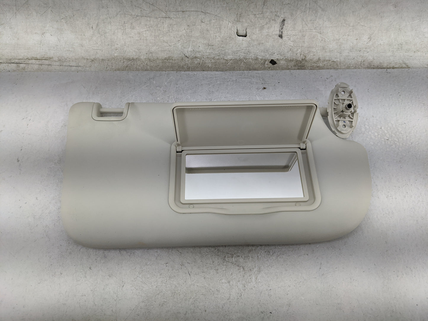 2013-2019 Ford Escape Sun Visor Shade Replacement Passenger Right Mirror Fits Fits 2013 2014 2015 2016 2017 2018 2019 OEM Us