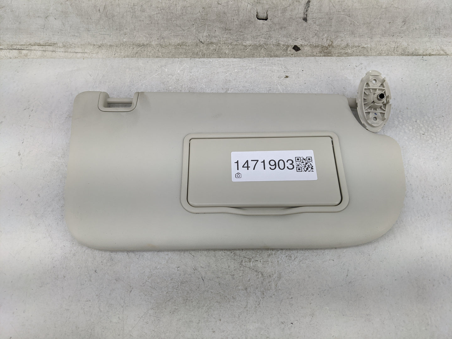 2013-2019 Ford Escape Sun Visor Shade Replacement Passenger Right Mirror Fits Fits 2013 2014 2015 2016 2017 2018 2019 OEM Us