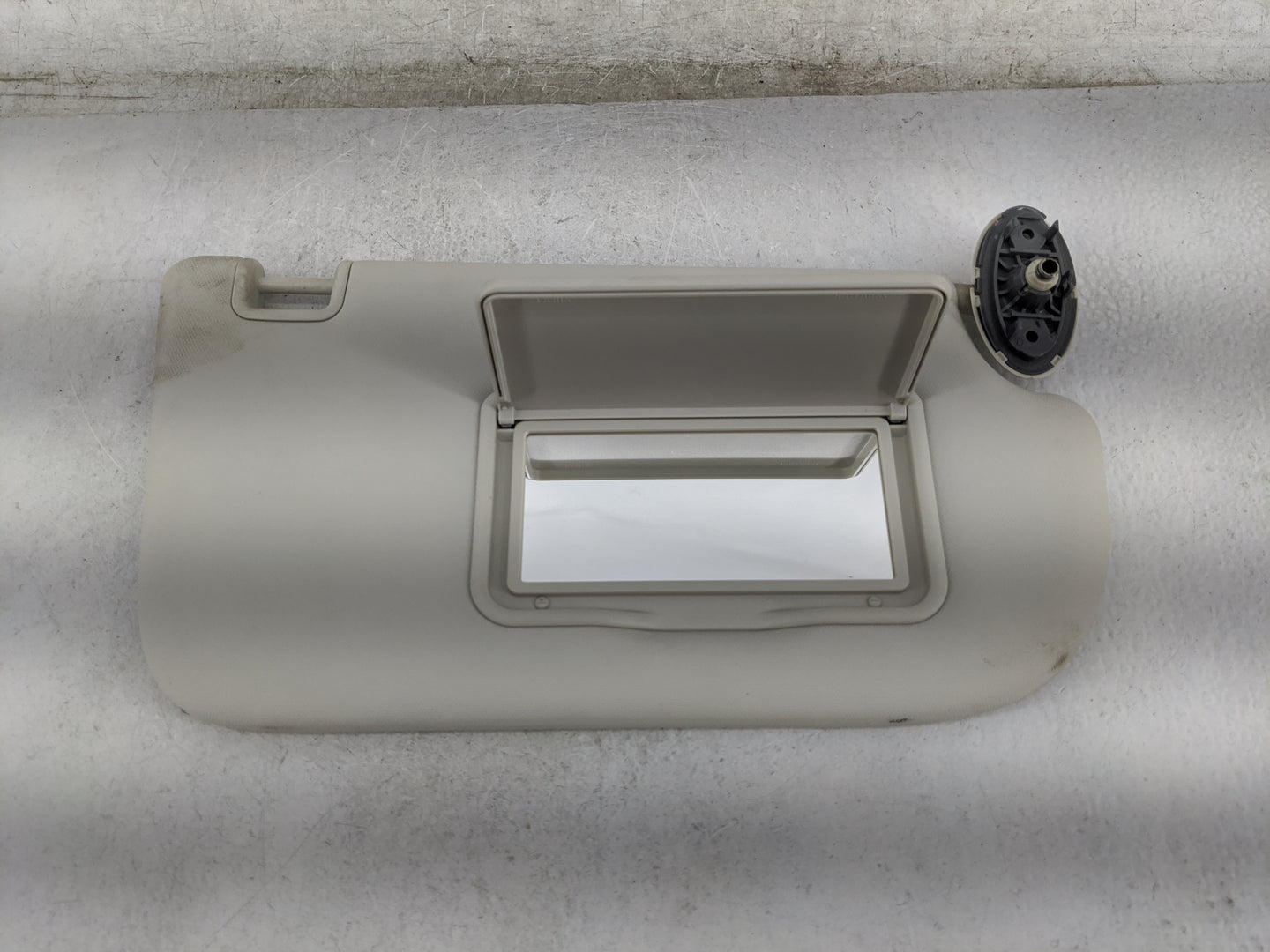 2013-2019 Ford Escape Sun Visor Shade Replacement Passenger Right Mirror Fits Fits 2013 2014 2015 2016 2017 2018 2019 OEM Us