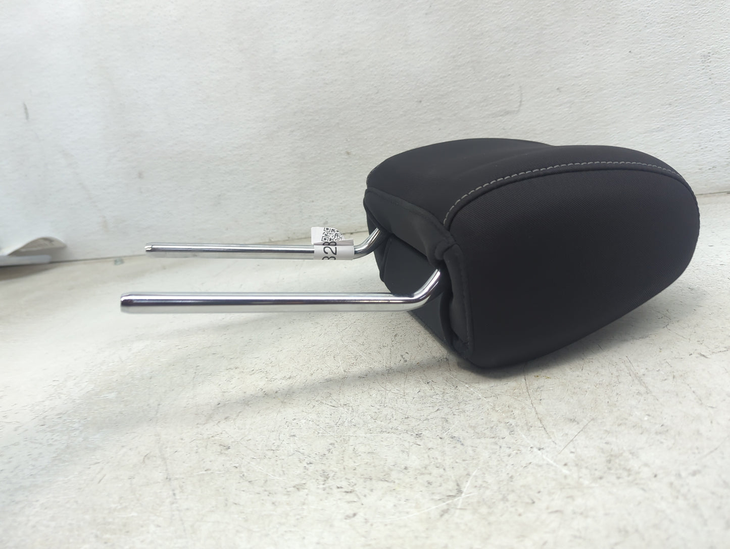 2014 Ford Escape Headrest Head Rest Front Driver Passenger Seat Fits OEM Used Auto Parts - Oemusedautoparts1.com