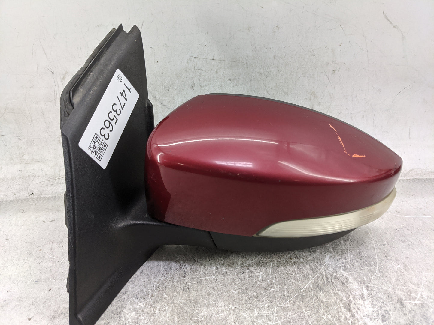 2013-2016 Ford Escape Driver Side View Mirror - Left Door Mirror OEM Used - Oemusedautoparts1.com