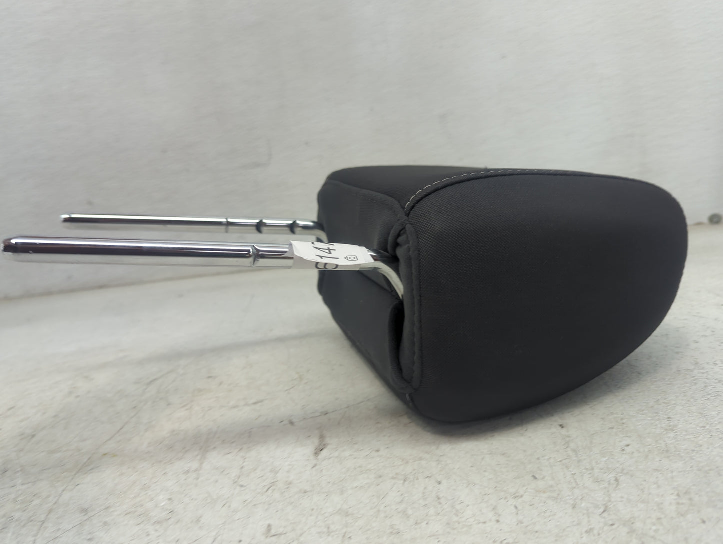 2014 Ford Escape Headrest Head Rest Front Driver Passenger Seat Fits OEM Used Auto Parts - Oemusedautoparts1.com