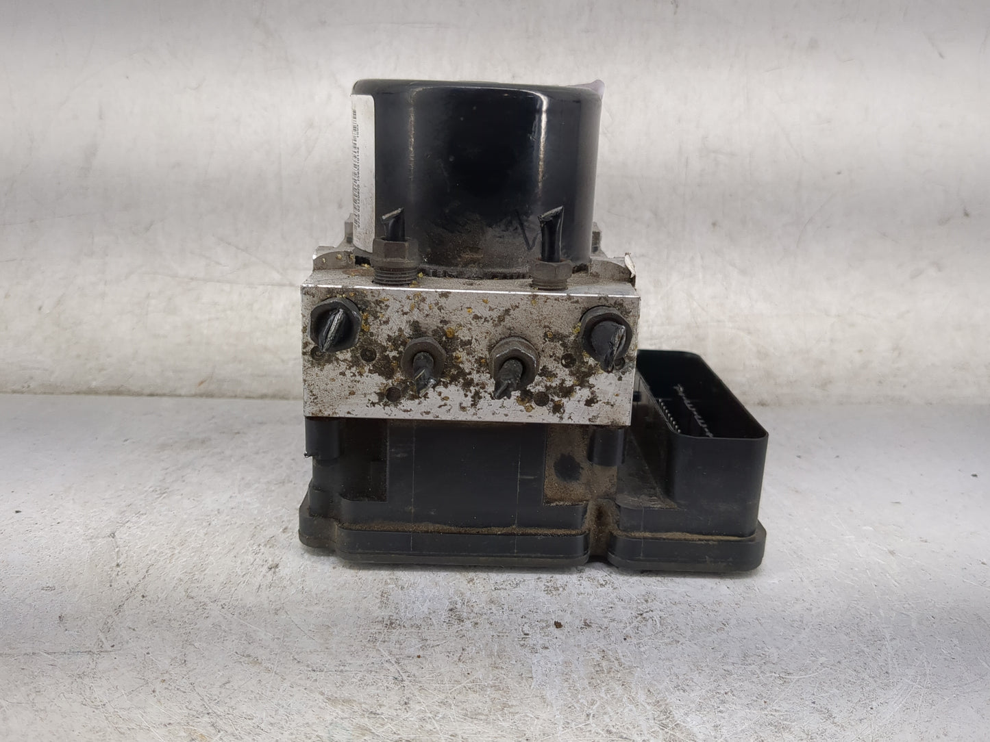 2013-2015 Ford Escape ABS Pump Control Module Replacement P/N:CV61-2C405-AG Fits Fits 2013 2014 2015 OEM Used Auto Parts - O