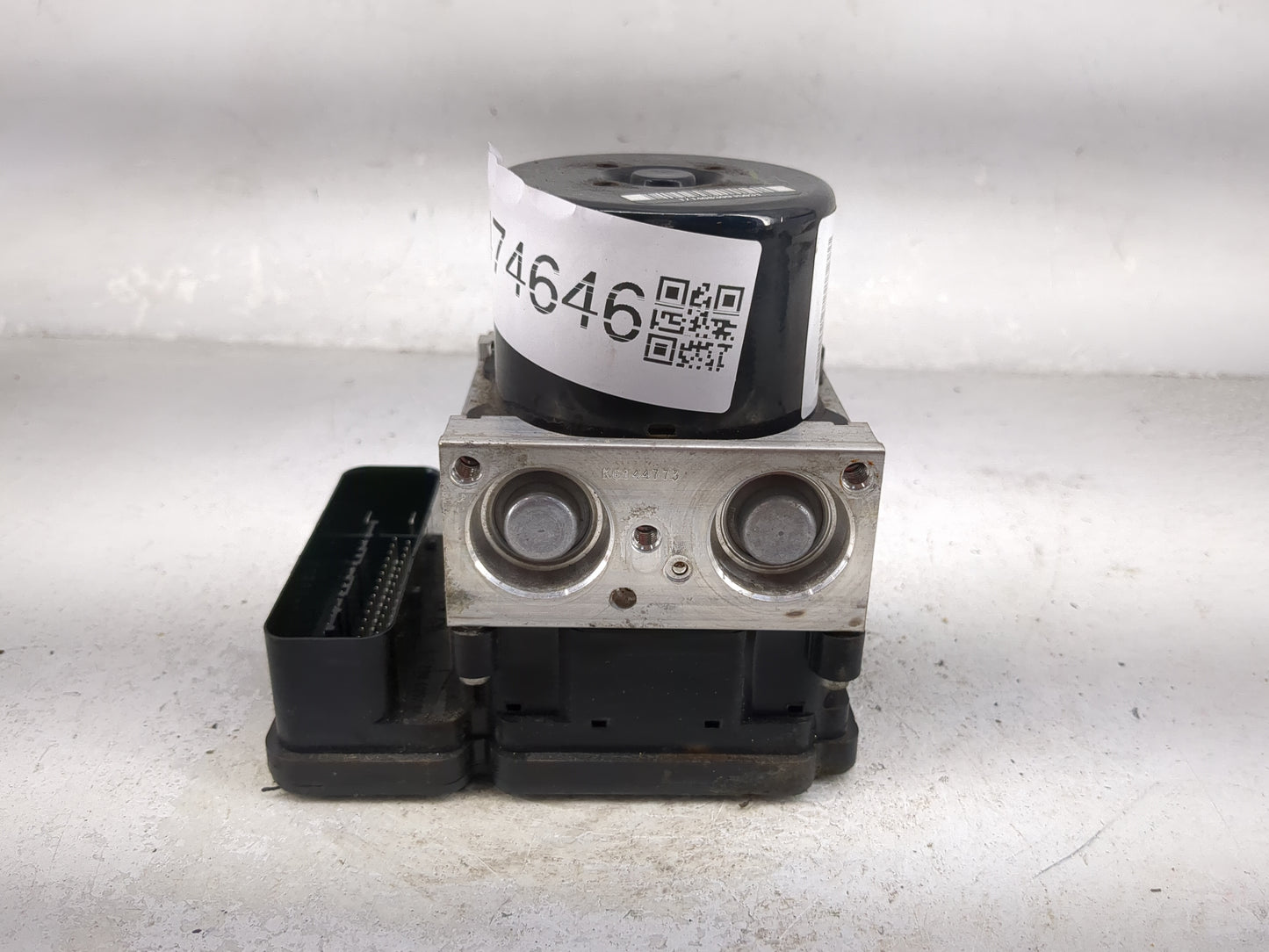 2013-2015 Ford Escape ABS Pump Control Module Replacement P/N:10.0961-0173.3 51360600BAE, 28561173063 Fits Fits 2013 2014 20