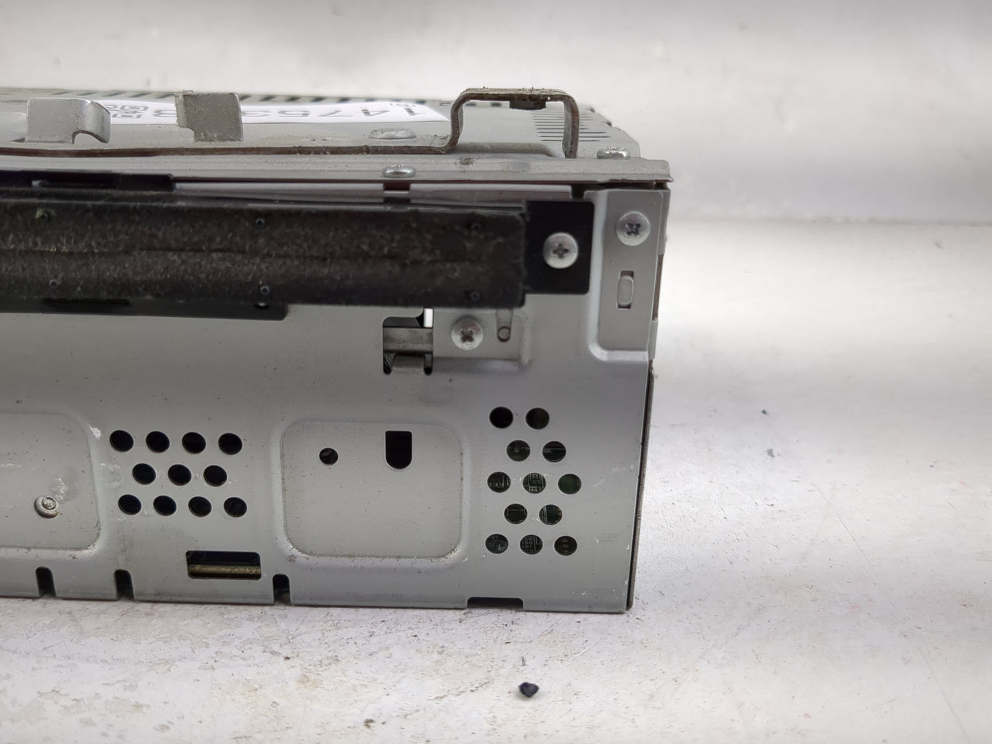 2013-2015 Ford Escape Radio AM FM Cd Player Receiver Replacement P/N:CQ-FJ12E0UMB Fits Fits 2013 2014 2015 OEM Used Auto Par