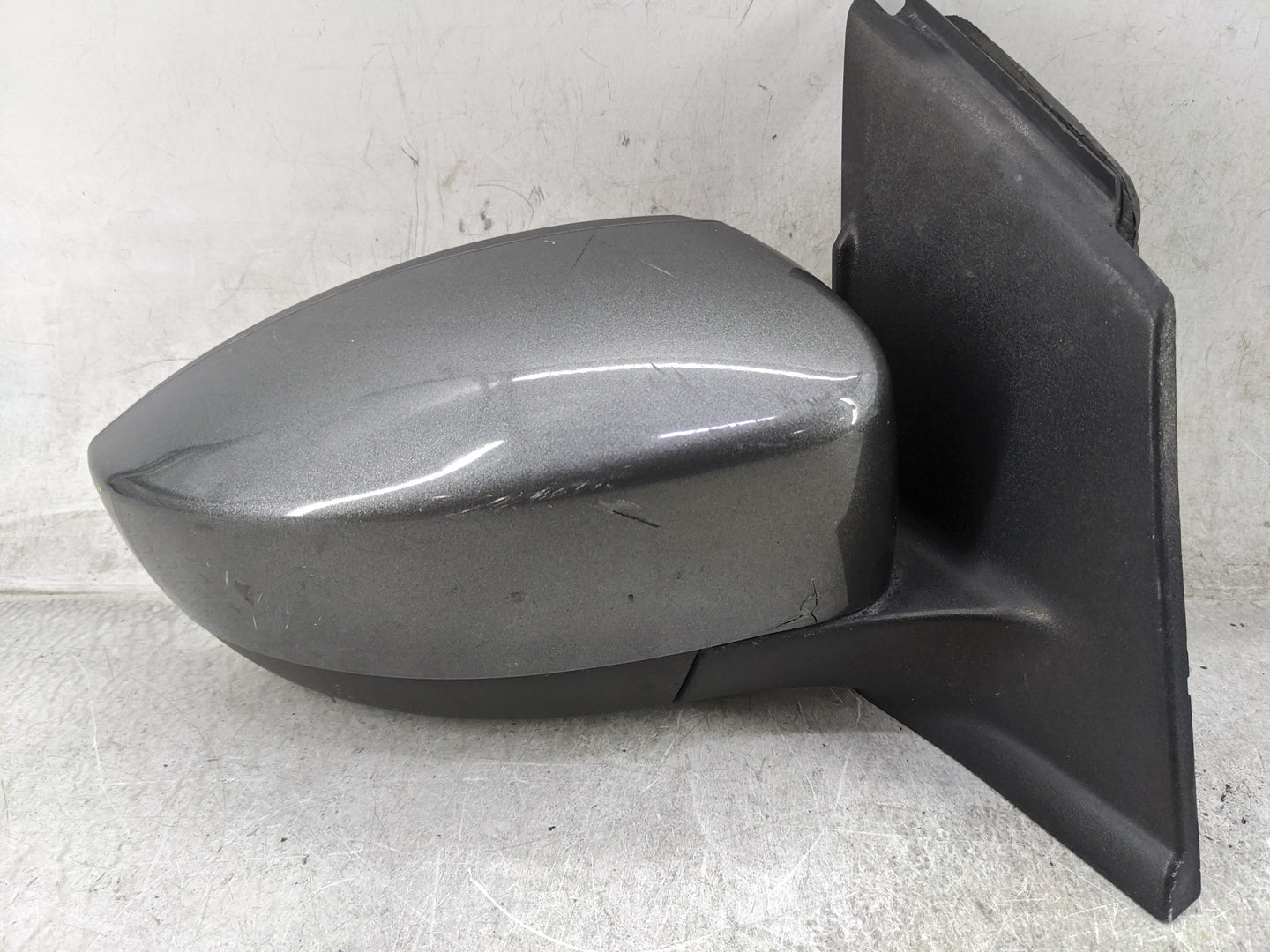 2013-2016 Ford Escape Passenger Side View Mirror - Right Door Mirror OEM Used - Oemusedautoparts1.com
