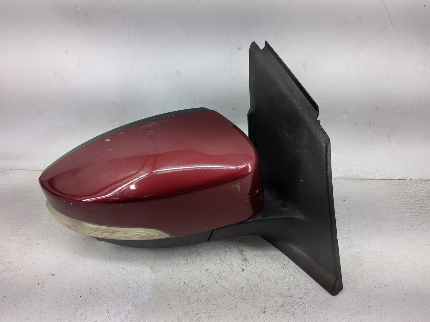 2013-2016 Ford Escape Passenger Side View Mirror - Right Door Mirror OEM Used - Oemusedautoparts1.com