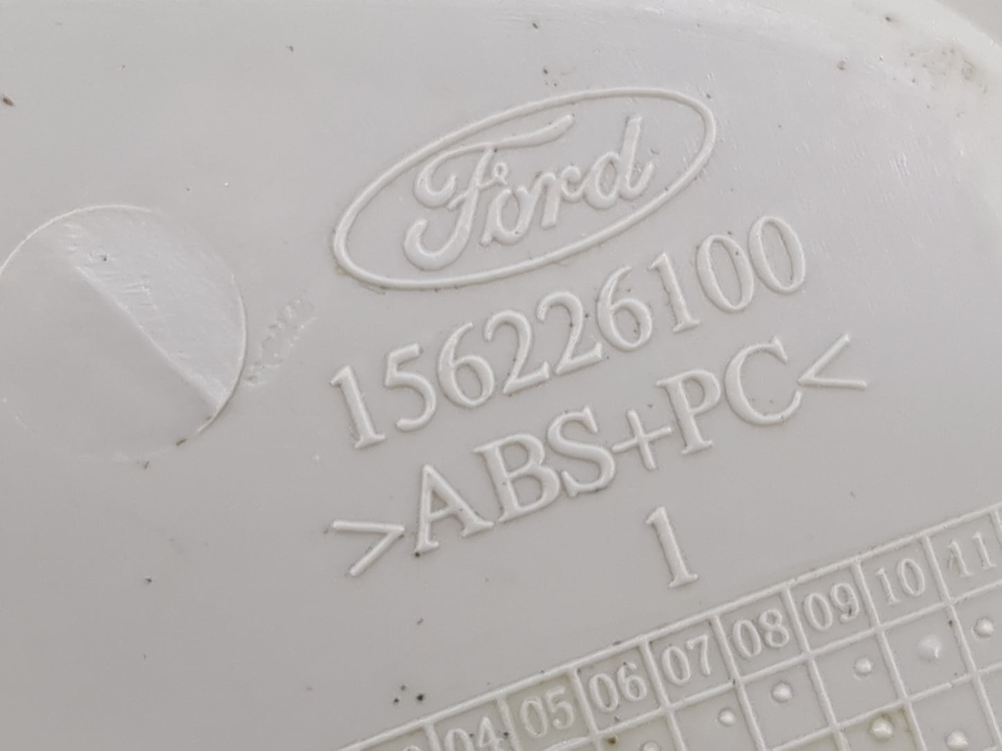 2014 Ford Escape Overhead Roof Console Tan - Oemusedautoparts1.com