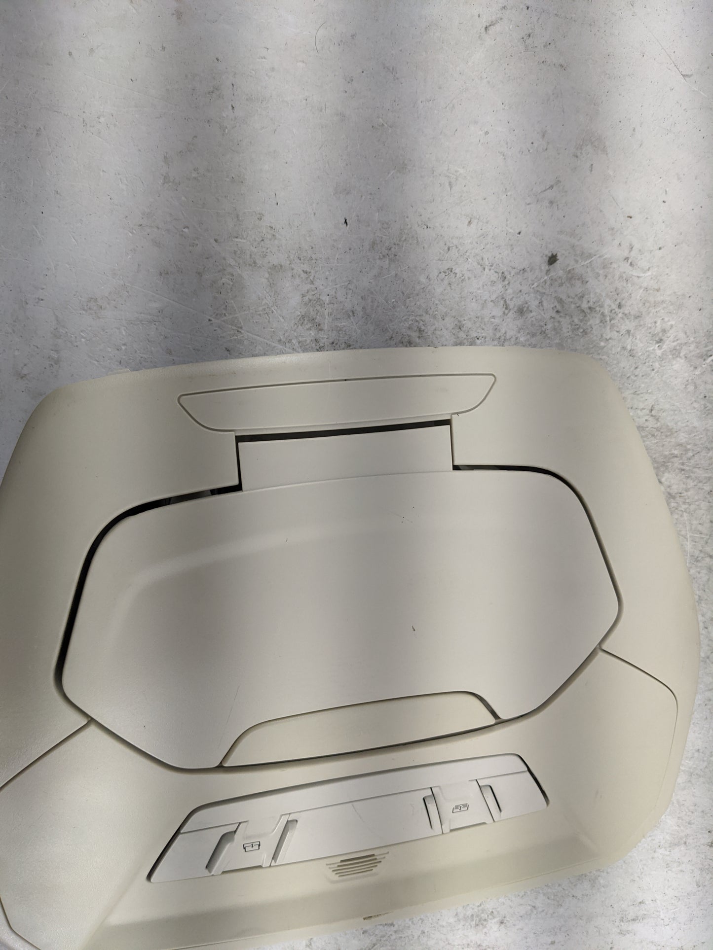 2014 Ford Escape Overhead Roof Console Tan 1482998 - Oemusedautoparts1.com