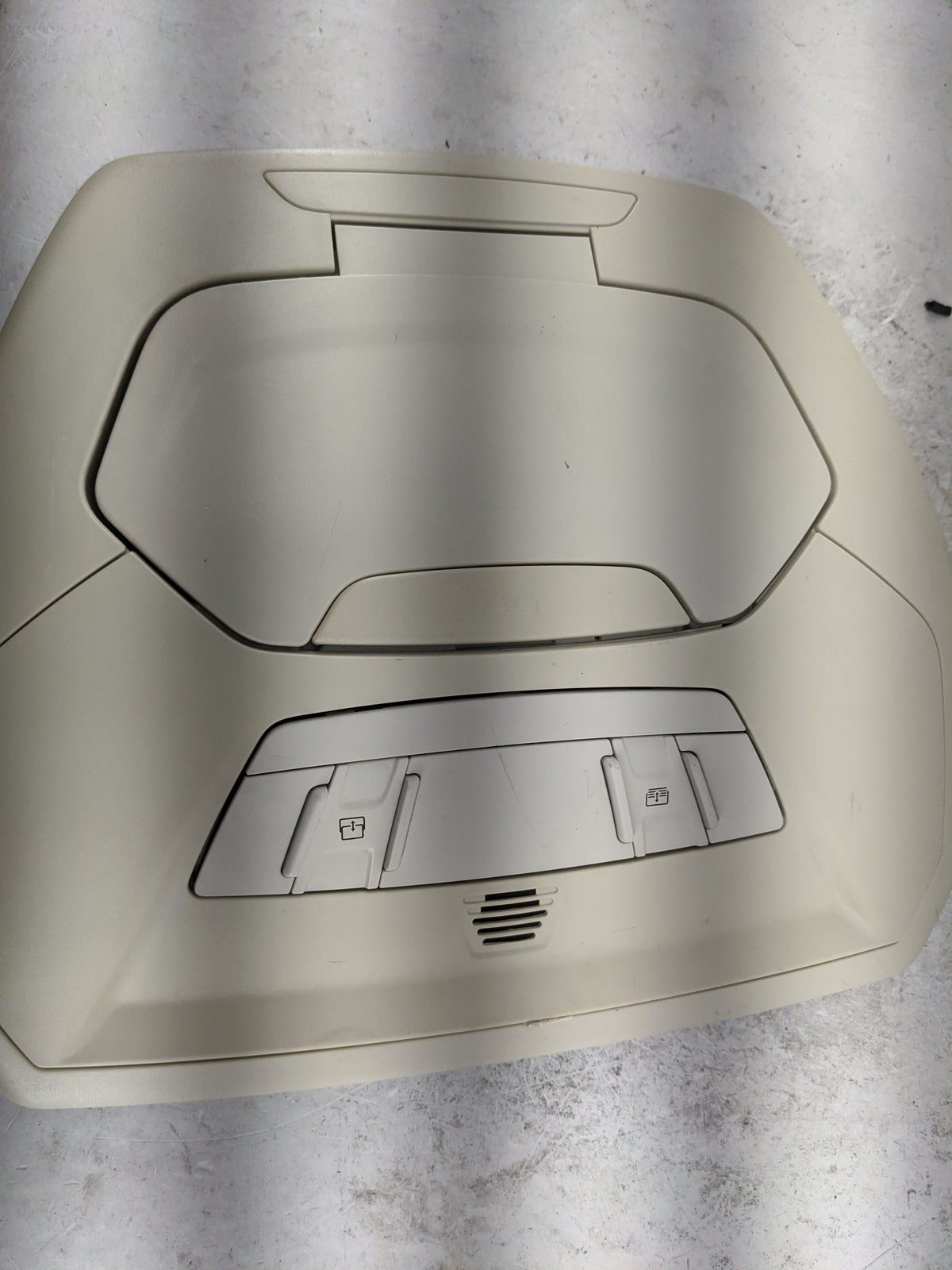2014 Ford Escape Overhead Roof Console Tan 1482998 - Oemusedautoparts1.com