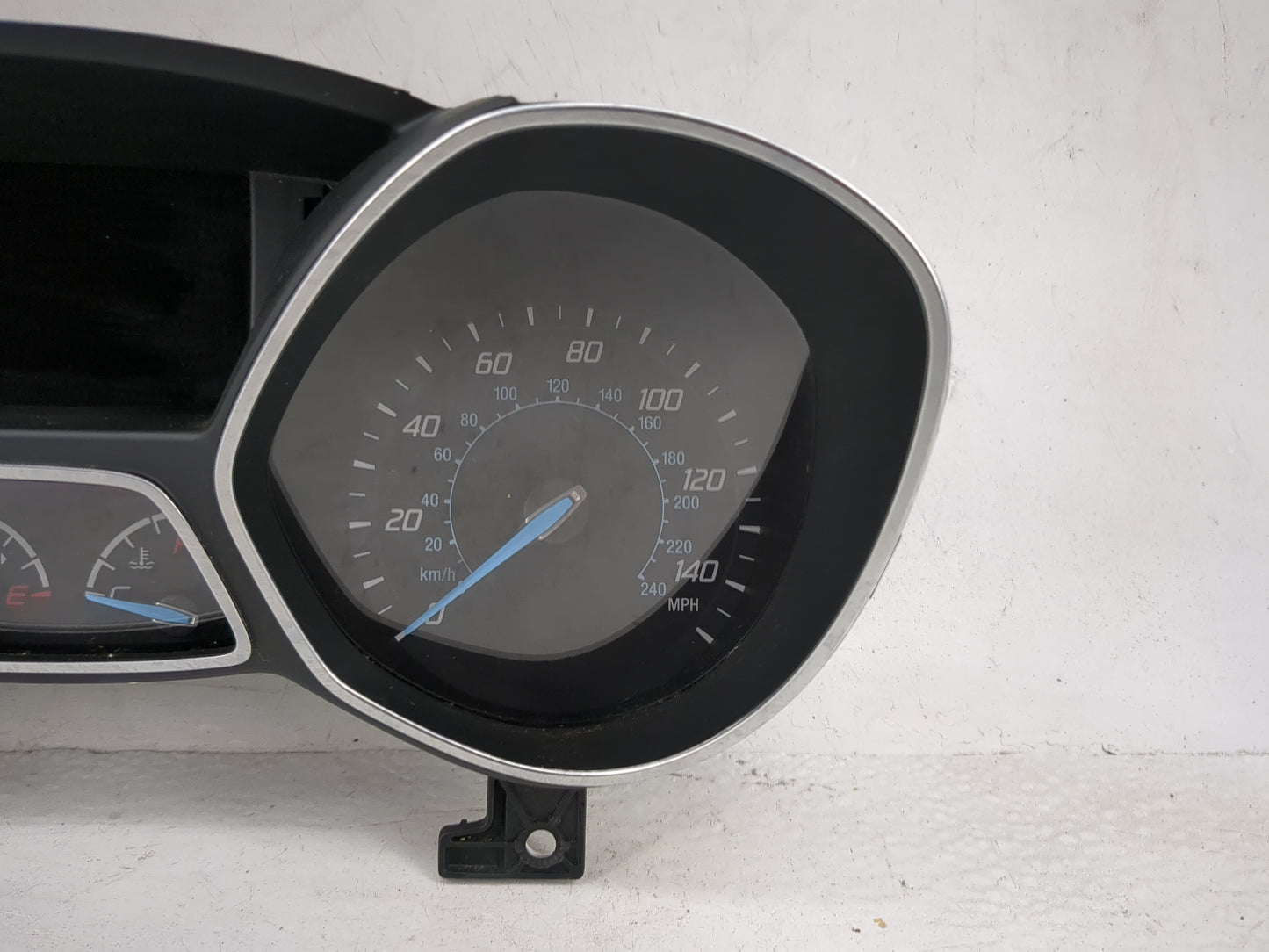 2014 Ford Escape Instrument Cluster Speedometer Gauges P/N:CV4T-14C026-BH 5D1H67008B Miles: Fits OEM Used Auto Parts - Oemus