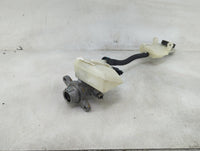 2013-2019 Ford Escape Brake Master Cylinder 1490135 - Oemusedautoparts1.com