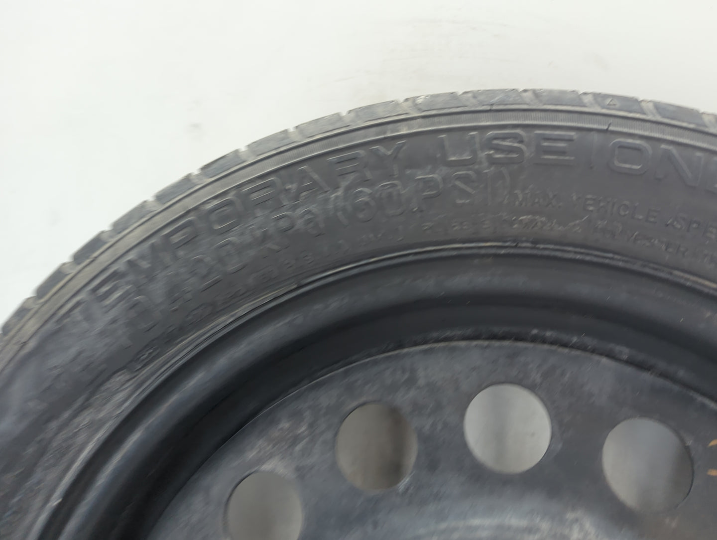 2014 Ford Escape Spare Donut Tire Wheel Rim Oem 1491208 - Oemusedautoparts1.com
