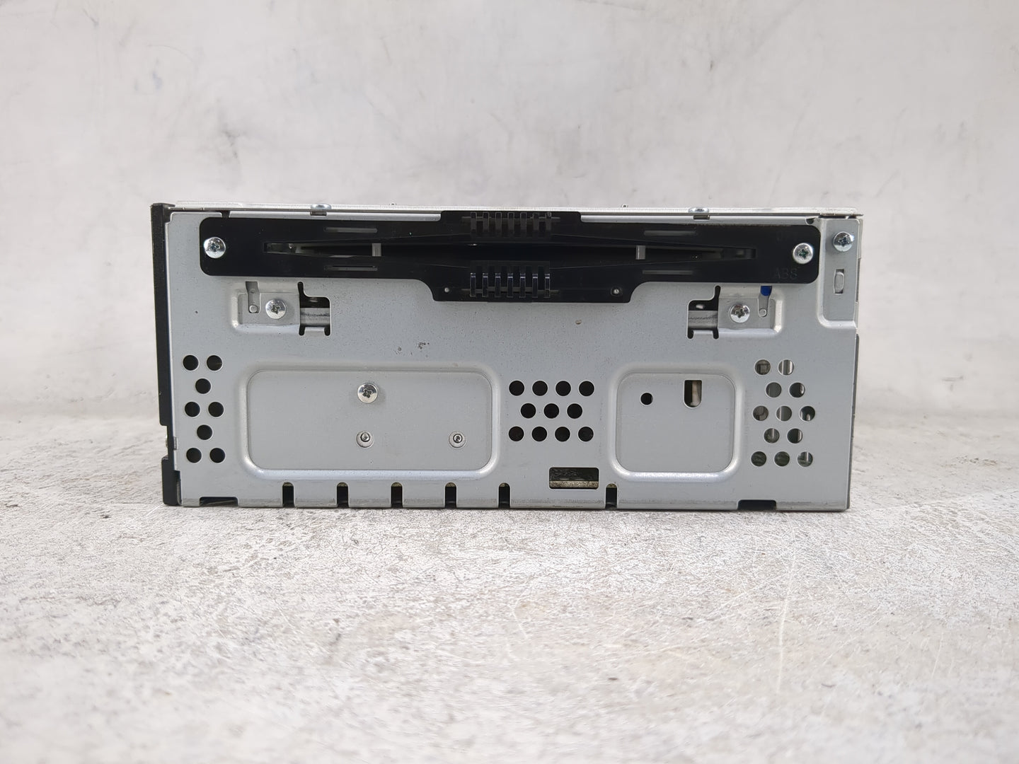2013-2015 Ford Escape Radio AM FM Cd Player Receiver Replacement P/N:CJ5T-19C107-DJ Fits Fits 2013 2014 2015 OEM Used Auto P