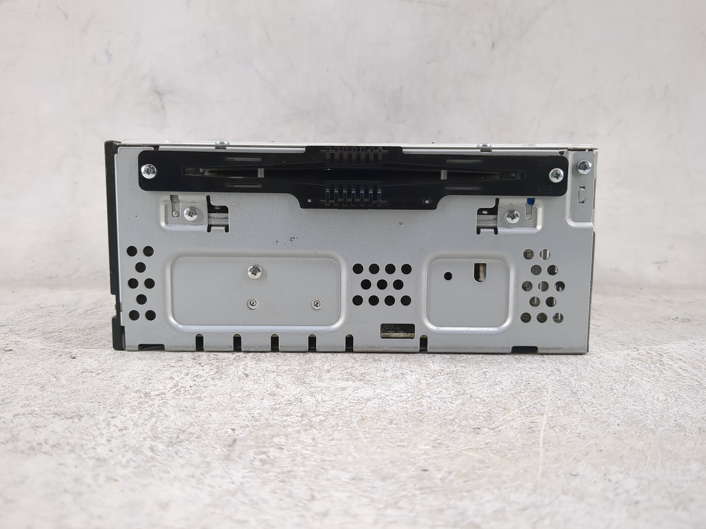 2013-2015 Ford Escape Radio AM FM Cd Player Receiver Replacement P/N:CJ5T-19C107-DJ Fits Fits 2013 2014 2015 OEM Used Auto P