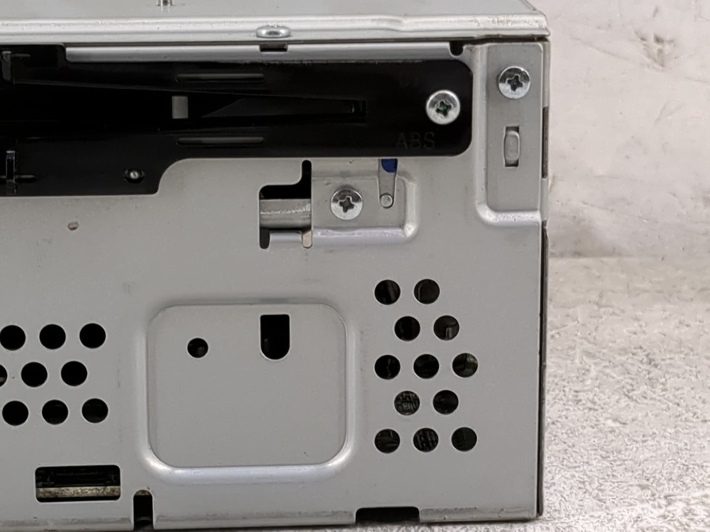 2013-2015 Ford Escape Radio AM FM Cd Player Receiver Replacement P/N:CJ5T-19C107-DJ Fits Fits 2013 2014 2015 OEM Used Auto P