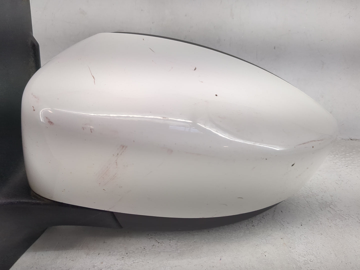 2013-2016 Ford Escape Driver Side View Mirror - Left Door Mirror OEM Used - Oemusedautoparts1.com