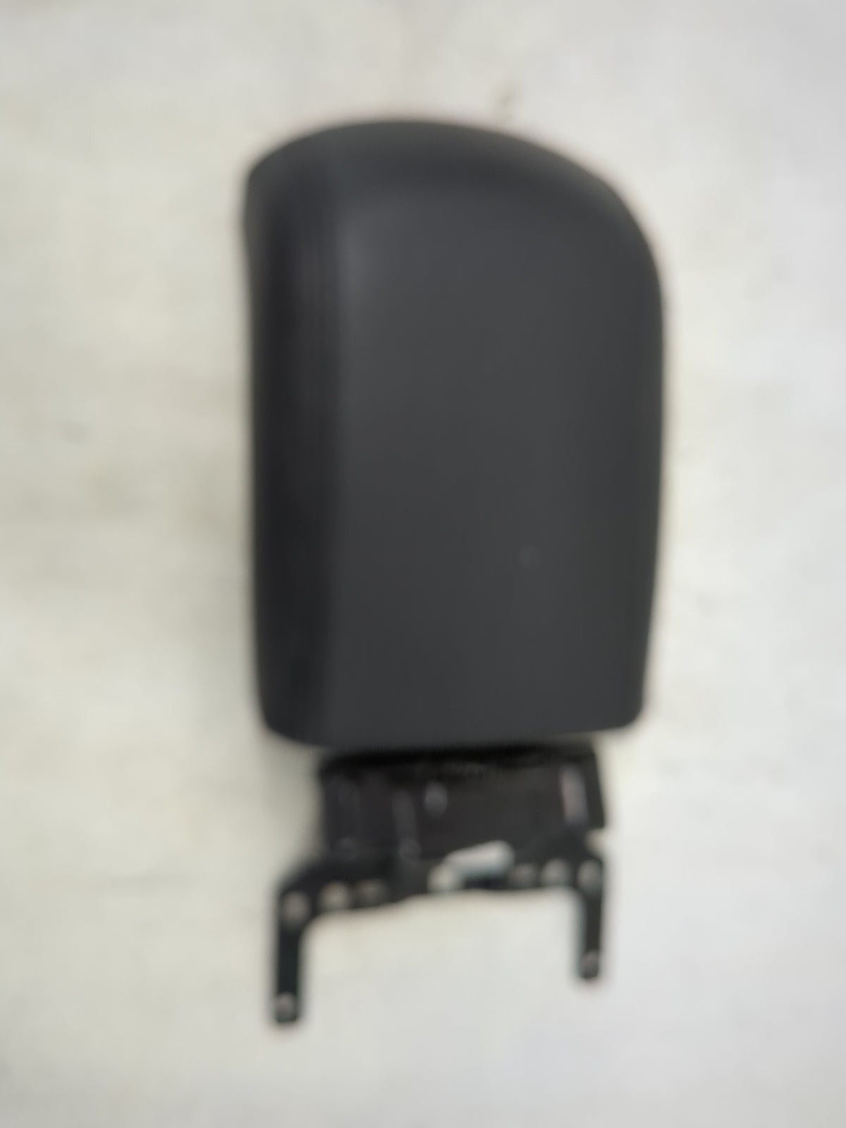 2013-2016 Ford Escape Center Console Armrest Cover Lid Fits Fits 2013 2014 2015 2016 OEM Used Auto Parts - Oemusedautoparts1