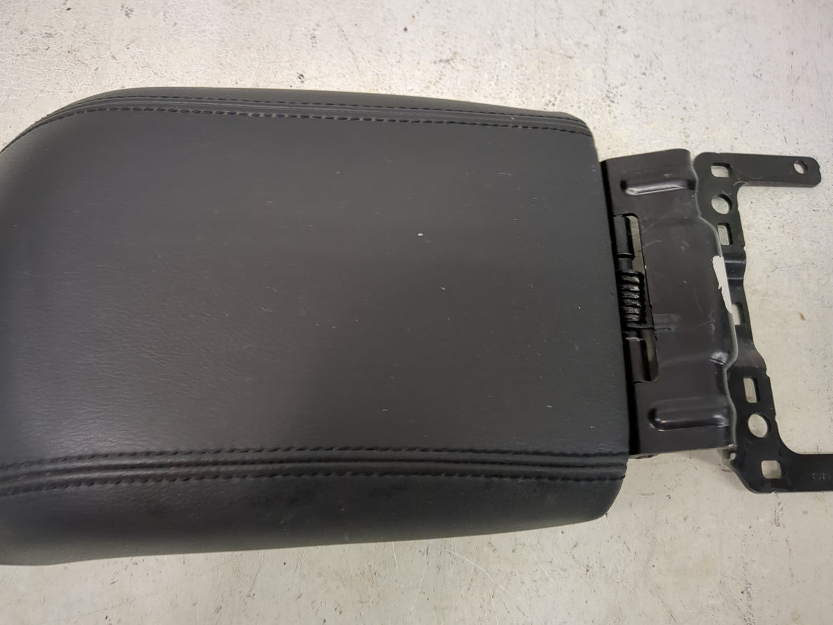 2013-2016 Ford Escape Center Console Armrest Cover Lid Fits Fits 2013 2014 2015 2016 OEM Used Auto Parts - Oemusedautoparts1