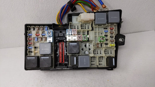 2013-2016 Ford Escape Fusebox Fuse Box Panel Relay Module P/N:AV6T-14A142-AB AV6T-14A067-AD Fits Fits 2013 2014 2015 2016 OEM Used Auto Parts