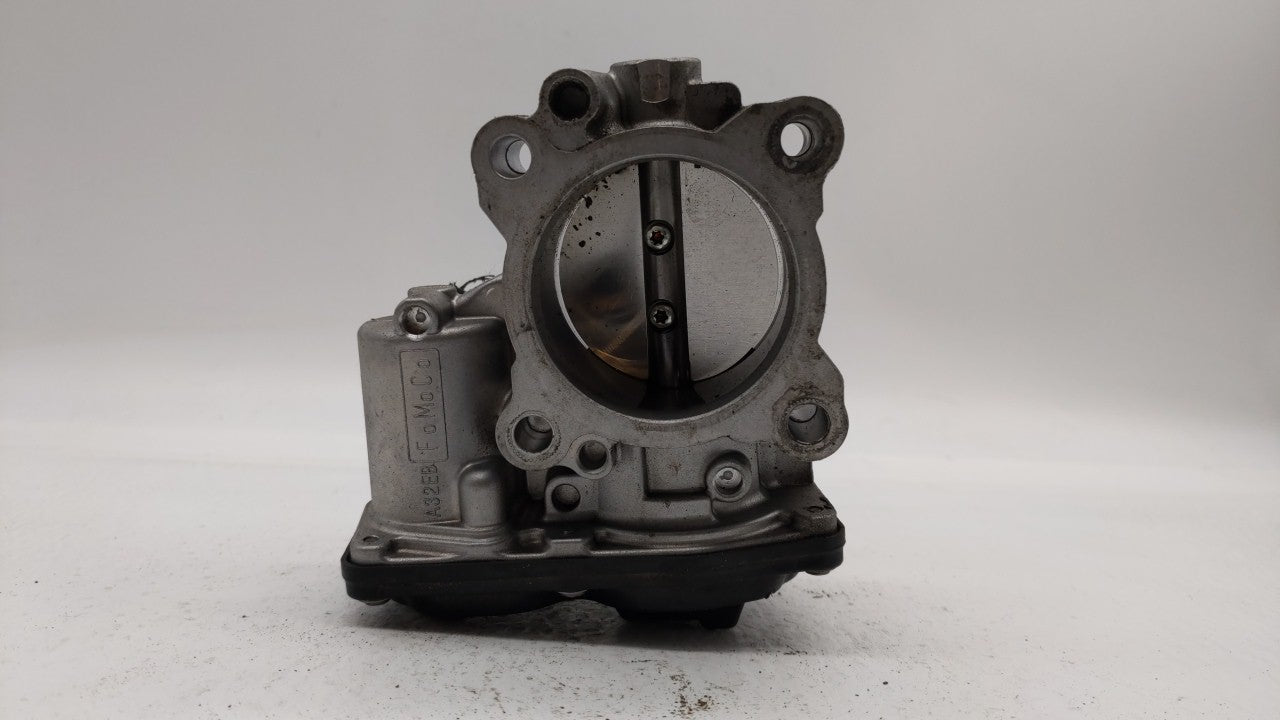 2017-2019 Ford Escape Throttle Body P/N:DS7G-9E991-BB DS7G-9F991-CA Fits Fits 2014 2015 2016 2017 2018 2019 OEM Used Auto Pa