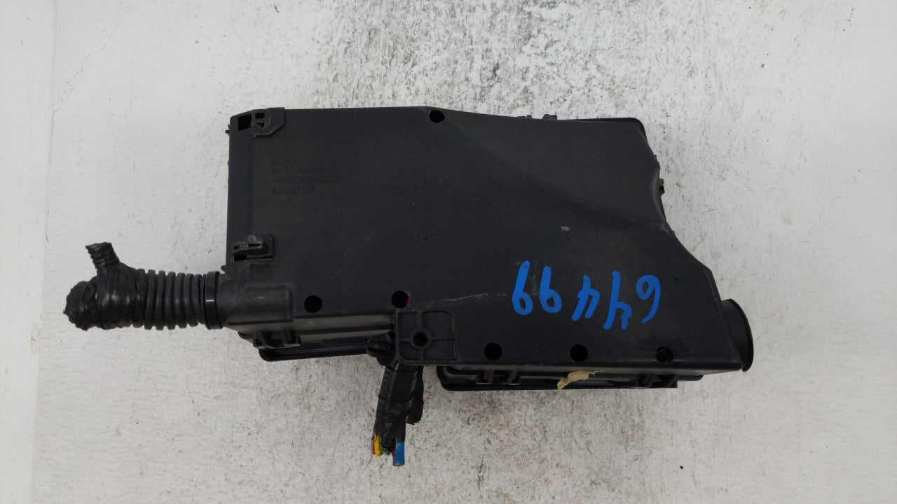 2013-2016 Ford Escape Fusebox Fuse Box Panel Relay Module P/N:AV6T-14A142-AB AV6T-14A067-AD Fits Fits 2013 2014 2015 2016 OE