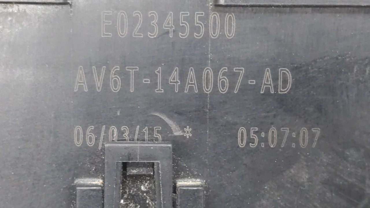 2013-2016 Ford Escape Fusebox Fuse Box Panel Relay Module P/N:AV6T-14A142-AB AV6T-14A067-AD Fits Fits 2013 2014 2015 2016 OE