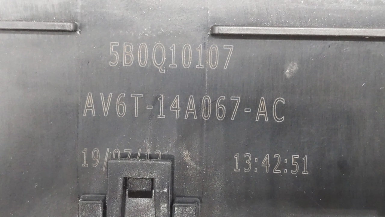 2013-2016 Ford Escape Fusebox Fuse Box Panel Relay Module P/N:AV6T-14A142-AB AV6T-14A067-AD Fits Fits 2013 2014 2015 2016 OE